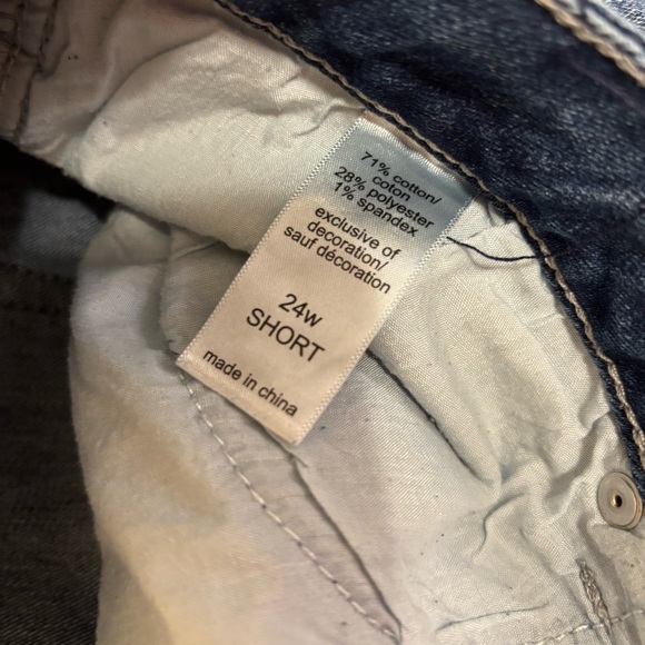 Maurices Light Blue Distressed Women Jeans Size 24w Petite - Picture 4 of 5